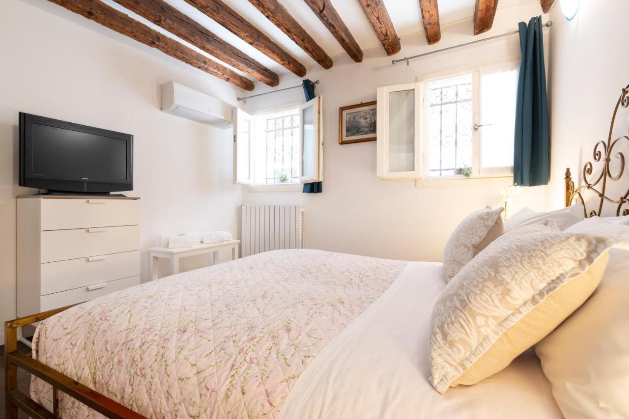 San Giacomo Pied-A-Terre House By Wonderful Italy Veneza Exterior foto
